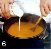 Холодный крем-суп из мидий и креветок с карри приготовление