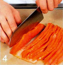 Открытый пирог с копченым лососем  приготовление
