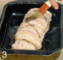 Рулет из свиной брюшины с черносливом приготовление