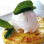 Салат в запеченных яблоках