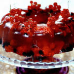 Мясной рулет с перепелиными яйцами