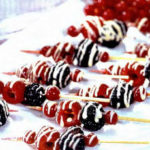 Рулет из свиной брюшины с черносливом