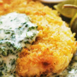 Салат с жаренными грушами и голубым сыром