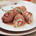 Рулетики из свинины в блинчиках