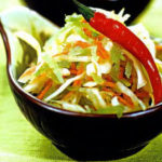 Зеленые пельмени с лососем