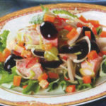 Салат с говядиной и грибами