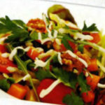 Черные спагетти с креветками, грибами и красной икрой