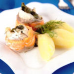 Рулет из телятины с ветчиной и пончиками